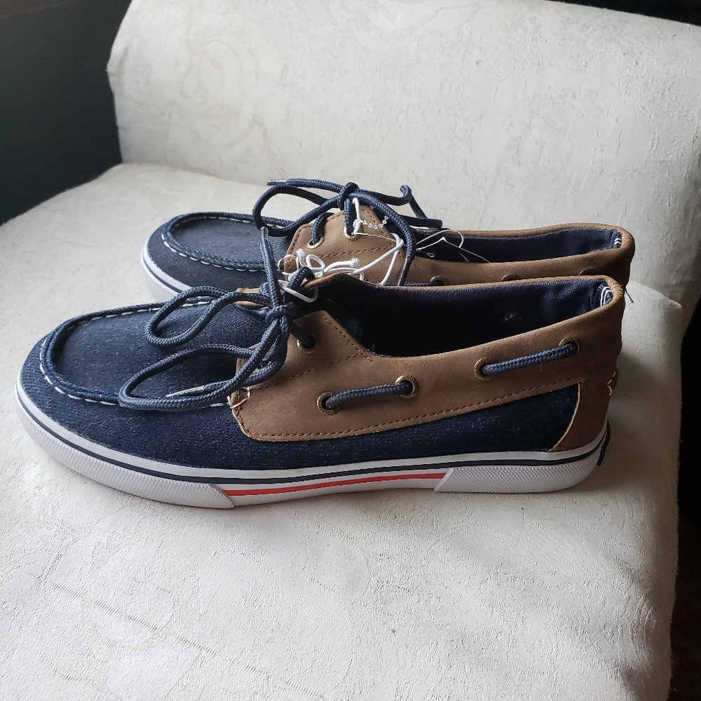 NWT Kids Nautica Galley boat shoe